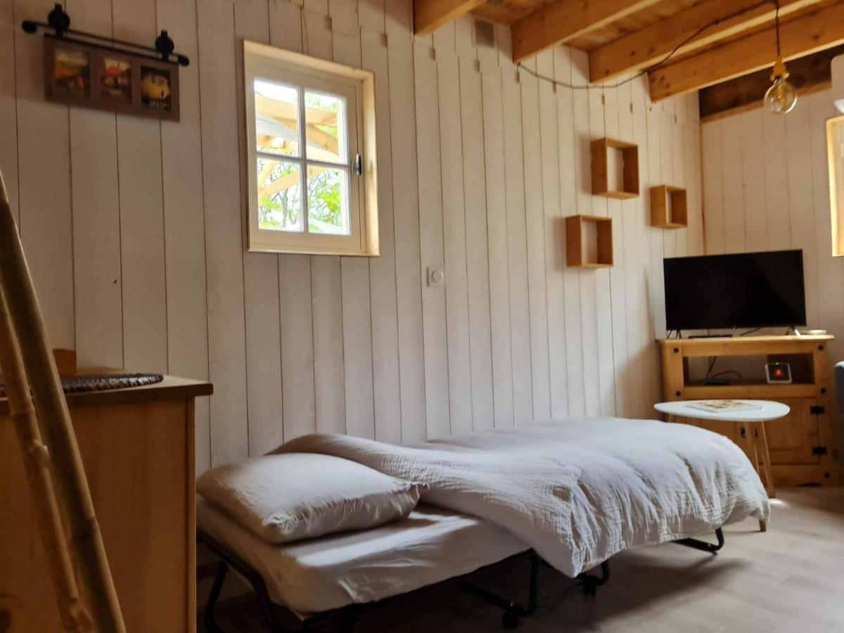 Le Domaine De La Claire Fontaine Gites -Chambres D'Hotes Montvalent Buitenkant foto