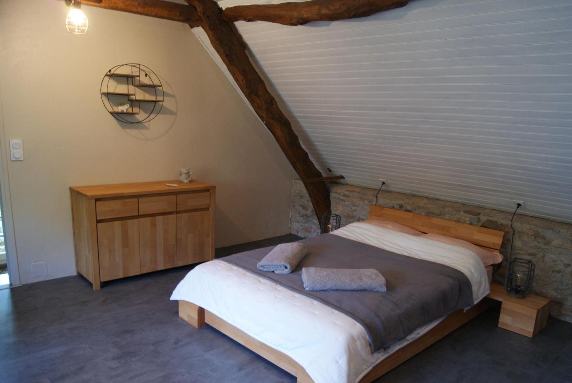Le Domaine De La Claire Fontaine Gites -Chambres D'Hotes Montvalent Buitenkant foto